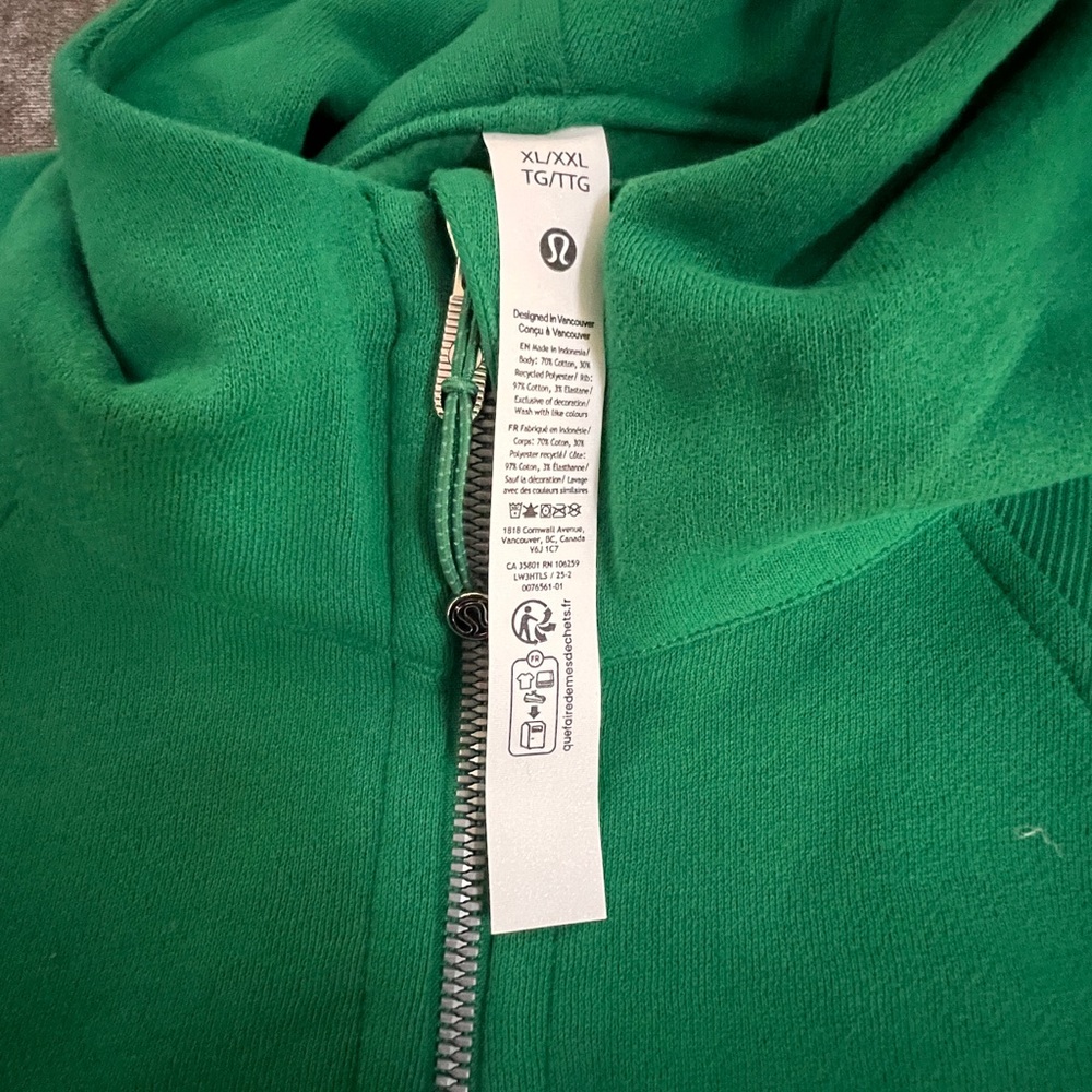 NWT Lululemon Scuba Oversized
Full-Zip Hoodie. Racer Green